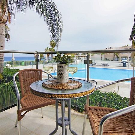 Diana - Coralli Beachfront Apartment بروتاراس المظهر الخارجي الصورة
