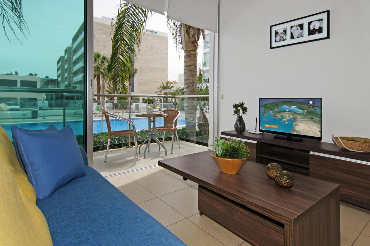 Diana - Coralli Beachfront Apartment بروتاراس المظهر الخارجي الصورة