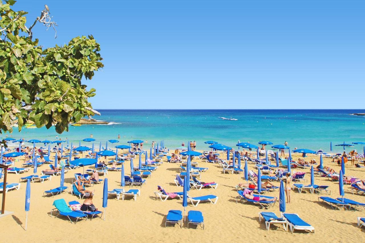 Diana - Coralli Beachfront Apartment بروتاراس المظهر الخارجي الصورة